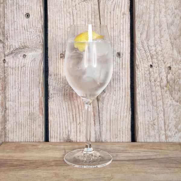 Citron Verbena Gin & Tonic i glas