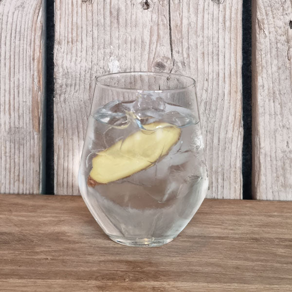 Gin Gay & Tonic i glas